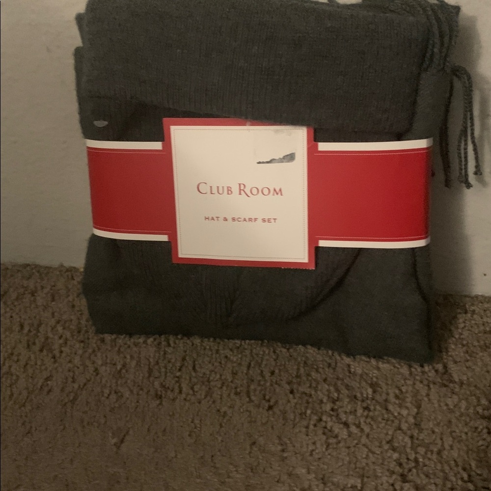 Club Room Charcoal Hat and Scarf Set